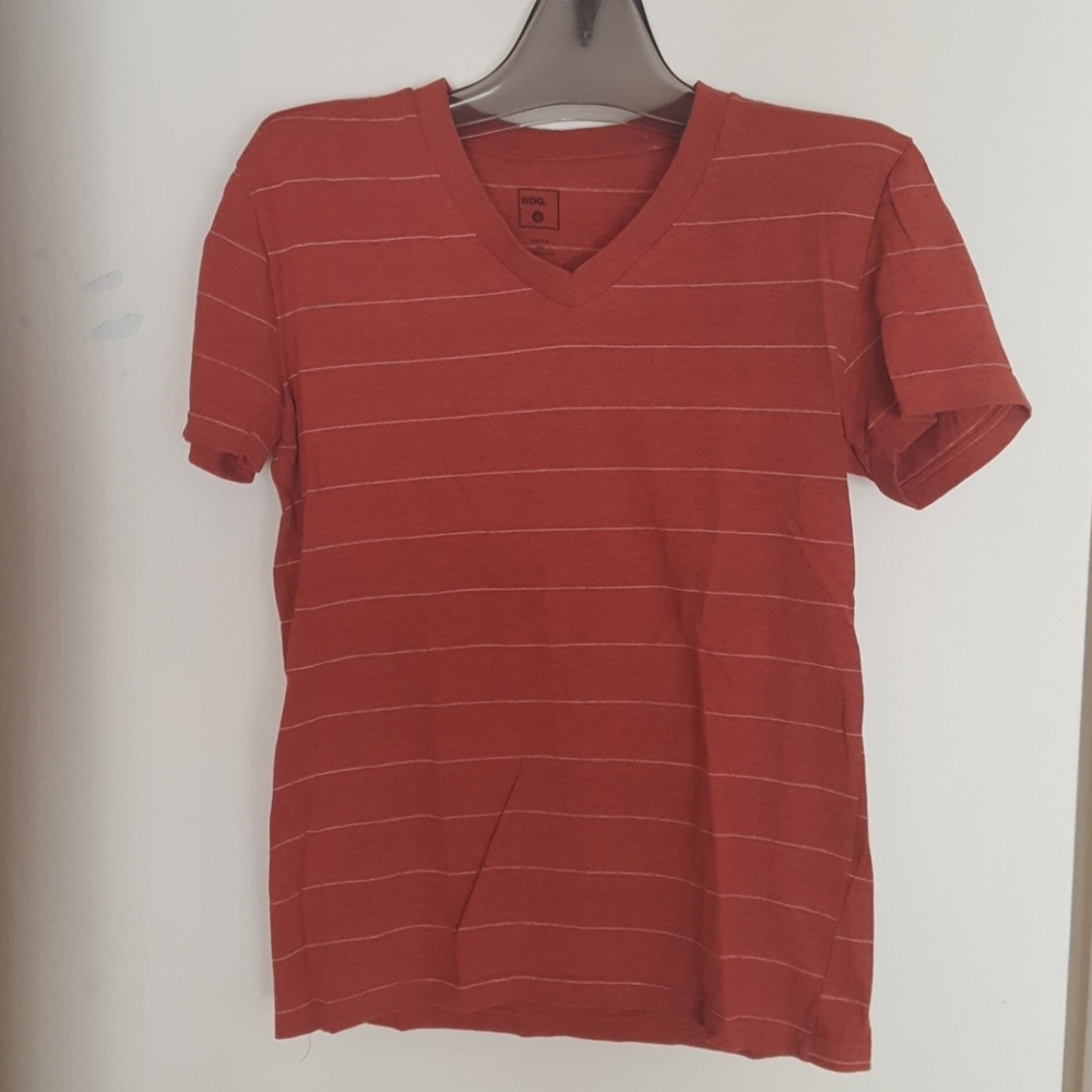 BDG rust orange v-neck shirt